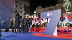 Završen skup koalicije "Srbija protiv nasilja": "Vučić kukavan nije shvatio da je Srbija stala 3. maja" (VIDEO, FOTO) 5