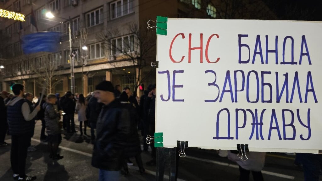 Kako je izgledao deveti protest koalicije „Srbija protiv nasilja“ u slikama (FOTO) 5