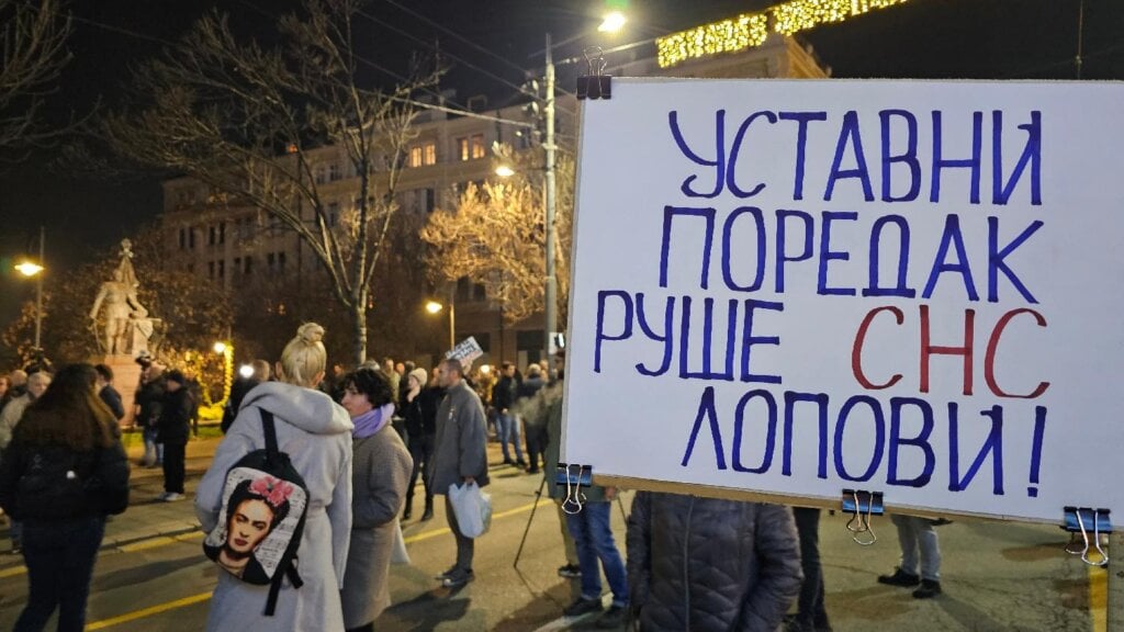Kako je izgledao deveti protest koalicije „Srbija protiv nasilja“ u slikama (FOTO) 11