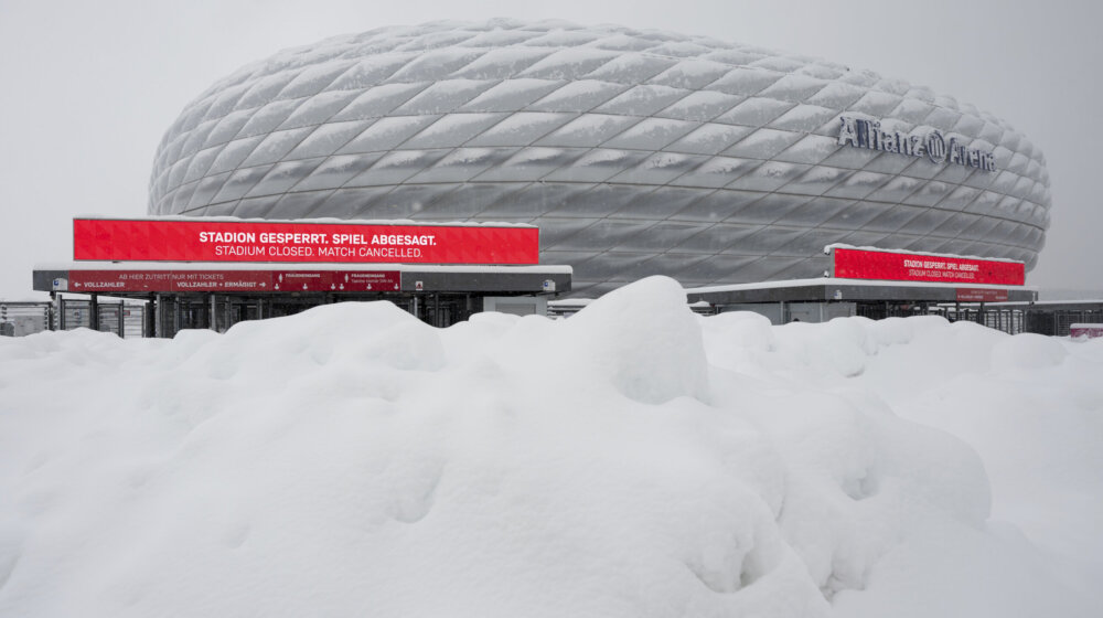 Veliki sneg u Bavarskoj odložio utakmicu Bajerna i Uniona u Minhenu 1