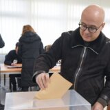 DS Novi Sad pokreće monitoring izbora: Kako su gradske vlasti trošile javni novac i menjale birački spisak? 3