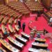 Ko je suspendovao parlament Srbije na određeno vreme? 1