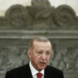 Erdogan kaže da će Turska proširiti vojne operacije protiv kurdskih militanata u Iraku i Siriji 10