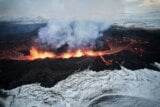 Užarena lava iz vulkana ušla u islandski ribarski gradić Grindavik (FOTO) 5