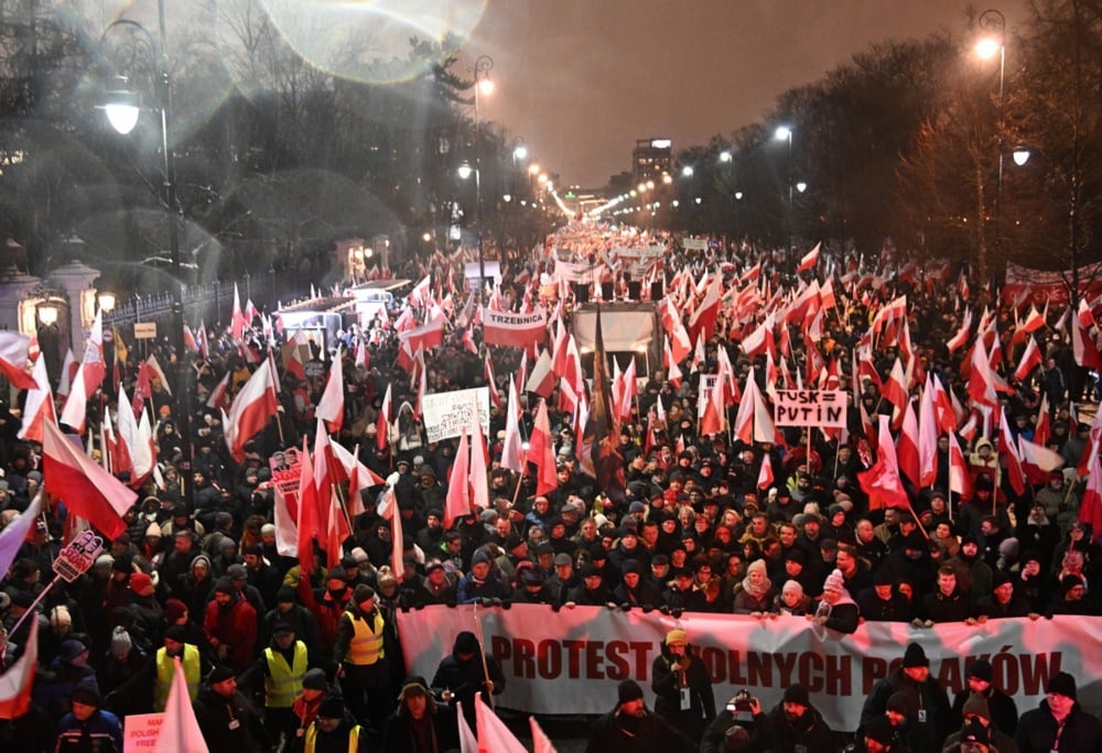 Prethodna Vlast Izvela Desetine Hiljada Ljudi U Var Avi Protiv Nove Proevropske Vlade Svet