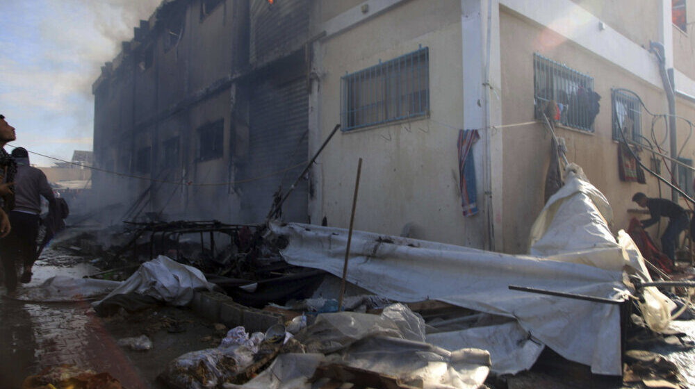 Broj poginulih u napadima na sklonište UN u Gazi povećao se na 12 1