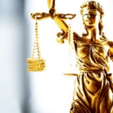 Pravosuđe: Koliko za takse, koliko za advokate - ima li u Srbiji prava za siromašne 13