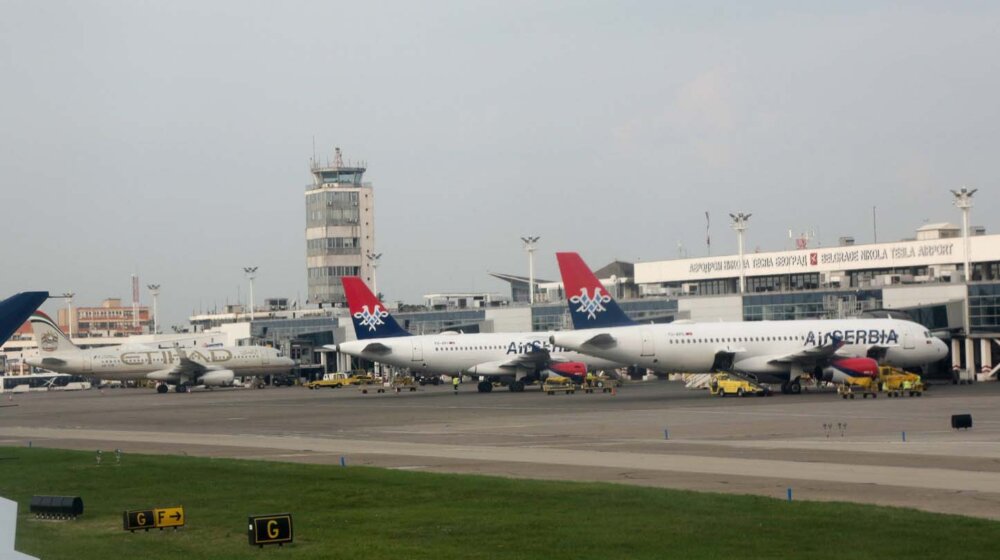 Moguća kašnjenja letova zbog zabrane točenja goriva na beogradskom aerodromu 7