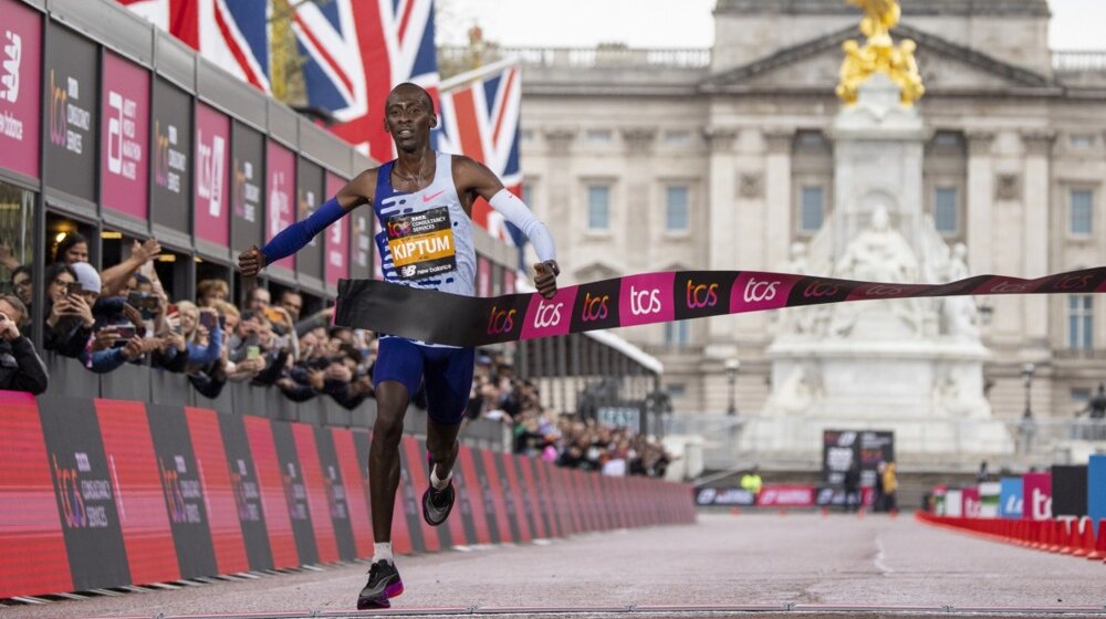 Potvrda kenijske policije: Poginuo svetski rekorder u maratonu Kelvin Kiptum 1