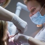 Koliko su građanima u zemljama regiona dostupne stomatološke usluge i koliko ih koriste? 8