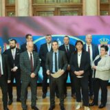 Novi DSS usvojio Deklaraciju o Srebrenici i uputiće je parlamentu na razmatranje: Opozicija podeljena 13