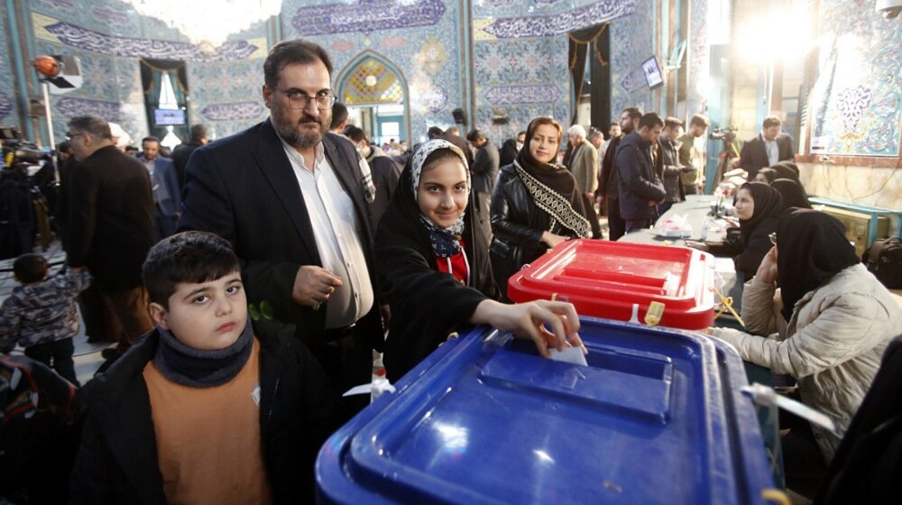 Na parlamentarnim izborima u Iranu veoma slaba izlaznost, uprkos kampanji vlasti u Teheranu 1