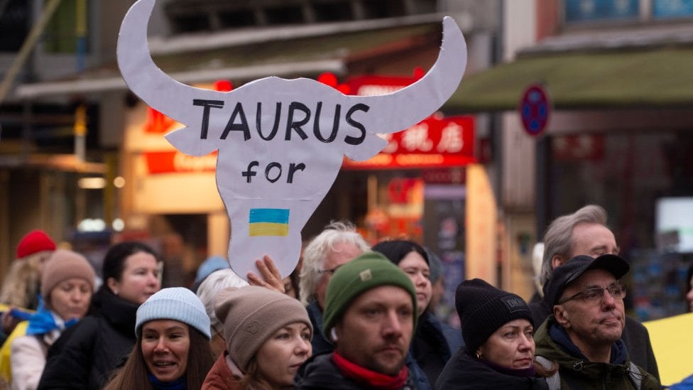 Nemci pozivaju vladu da snabde Ukrajinu Taurus raketama