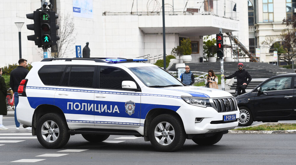 Muškarac iz okoline Zrenjanina uhapšen nakon što je pijan napao saobraćajnog policajca 10