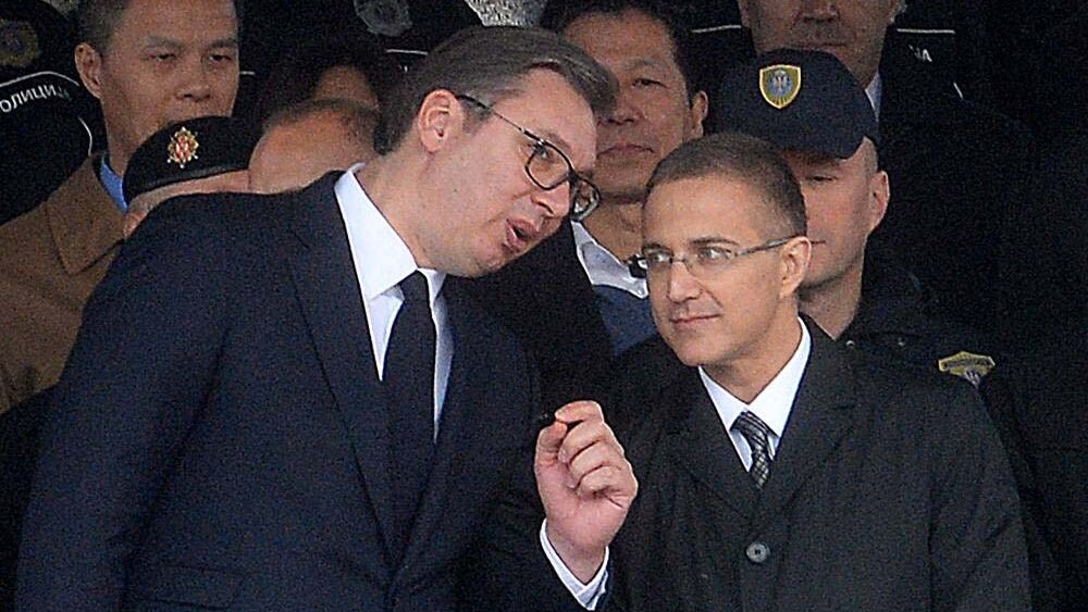 Oglasio se i Nebojša Stefanović zbog Vučićevog sina: Gde je i šta radi bivši visoko pozicionirani naprednjački kadar? 2