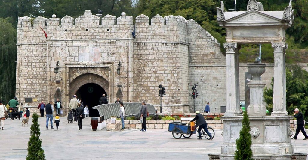 Troškovi reprezentacije, službene platne kartice i ručkovi: Šta o trošenju niškog budžeta kaže DRI, a šta kaže bivša gradonačelnica Sotirovski? 3