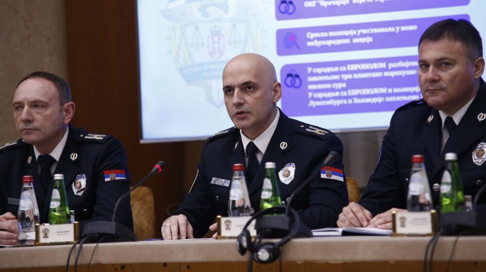 "Policajac pucao ka napadaču, ne zna se da li je ranjen": Vasiljević o pucnjavi kod Loznice 10