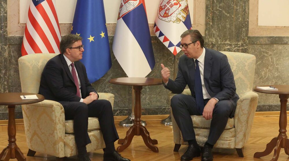 Vučić sa O Brajenom u Kotoru: Nismo se saglasili po većini pitanja koja se tiču KiM 1