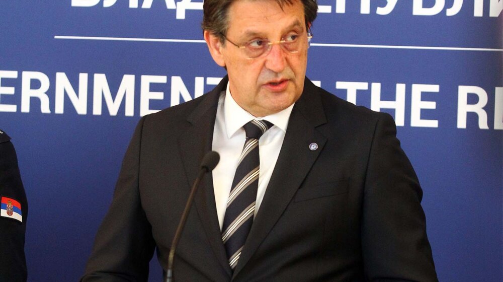 Bratislav Gašić sa ministrom odbrane Azerbejdžana pričao o bezbednosti 1