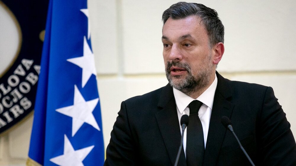 Konaković: Očekujem da se crnogorska vlada ogradi od Mandićevih izjava 10