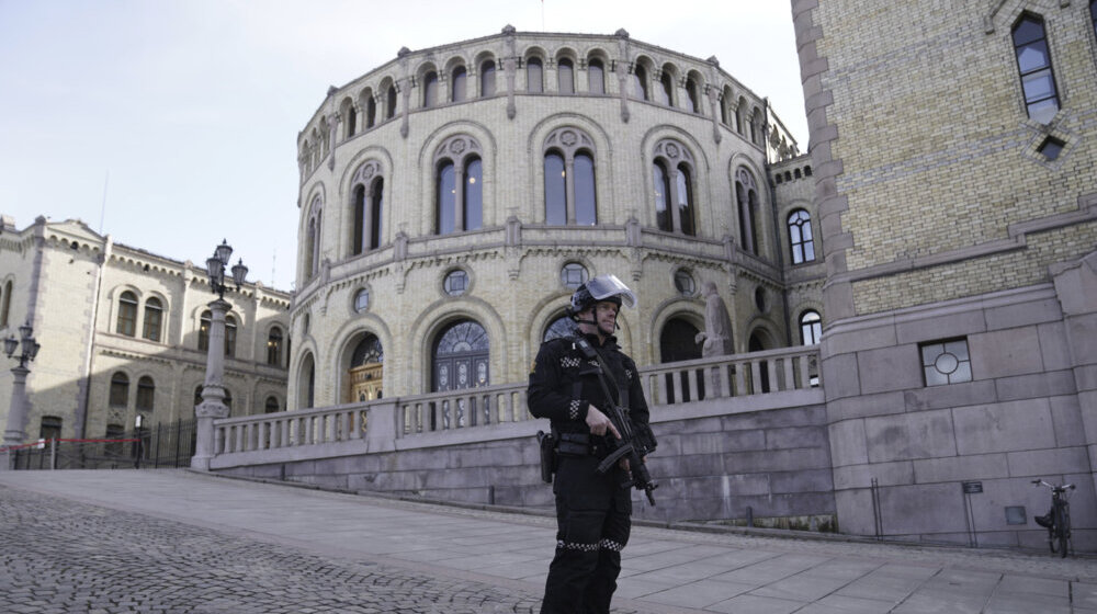 Norveška će privremeno naoružati policiju zbog učestalih pretnji muslimanskoj zajednici 1