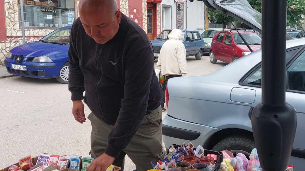 “Ma kakvo slavlje, meni dođe da plačem od muke”: Cene jaja, farbe i dekoracije u Zaječaru pred Uskrs 3