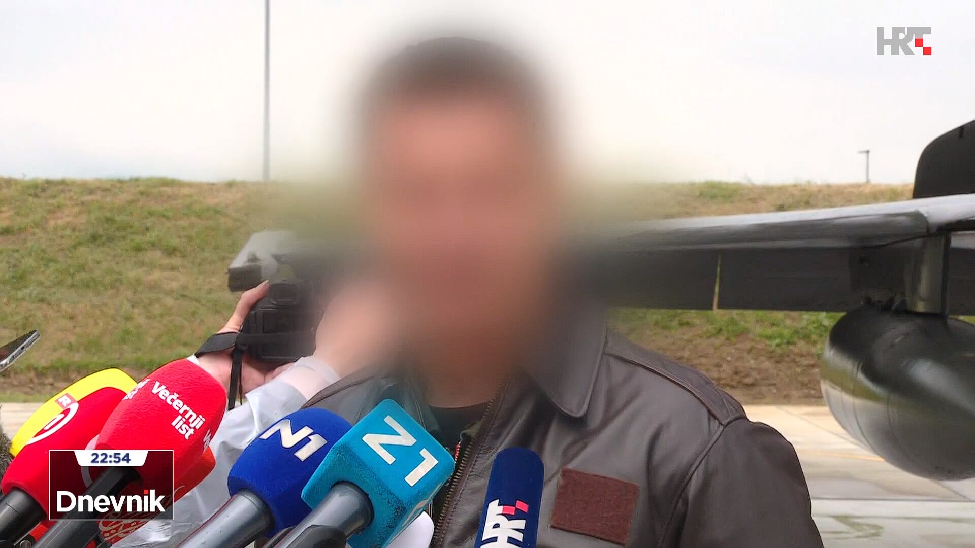 Zašto su lica hrvatskih vojnih pilota zamagljena na HRT-u? (VIDEO) 2