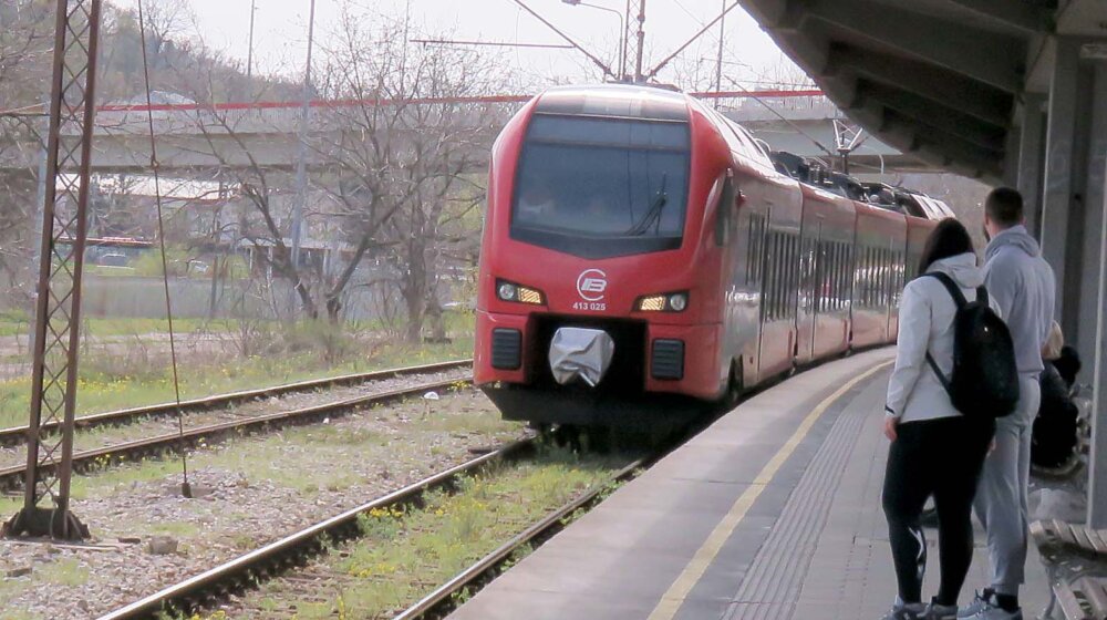 Infrastruktura železnice: Kasne vozovi između stanica Beograd centar i Zemun zbog krađe kablova 1