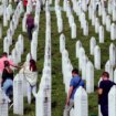 Učesnici Marša mira krenuli ka Srebrenici 11