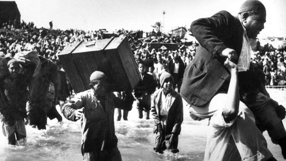 Palestinci beže iz njihovih domova 1948.