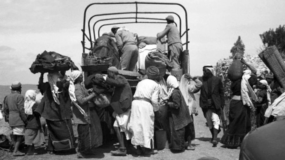 Palestinci napuštaju domove 1948.