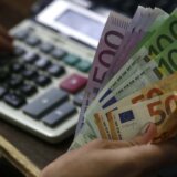 Javni dug Srbije na kraju juna tačno 50 odsto BDP-a 8