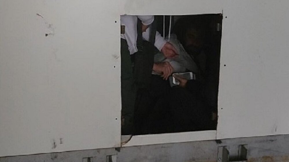 Litvanac pokušao da prokrijumčari 23 državljana Turske u posebno napravljenom bunkeru (VIDEO) 1