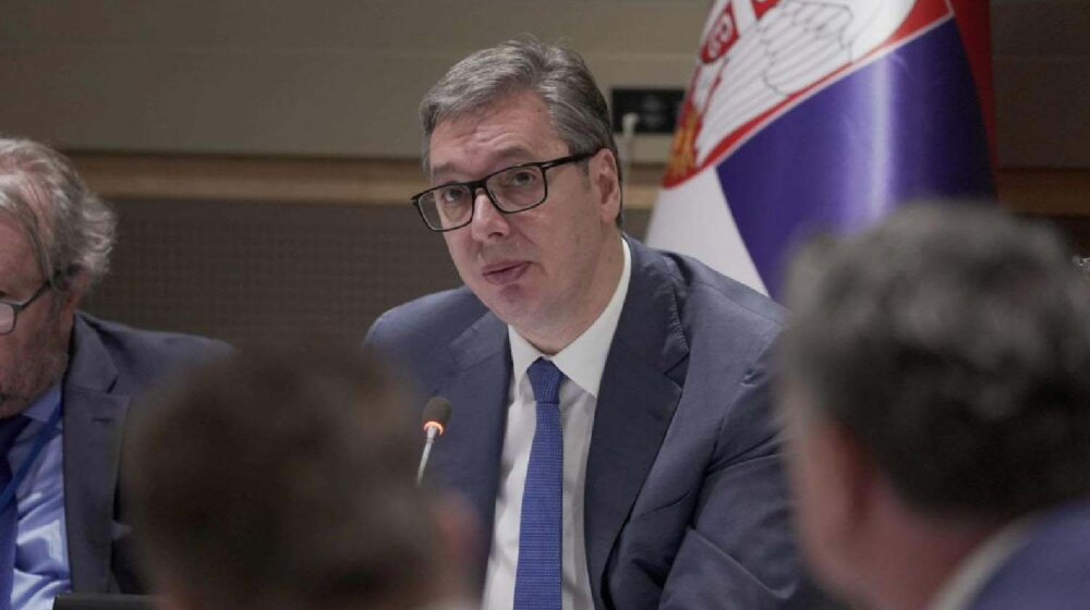 Vučić razgovarao sa predsednikom Angole o Rezoluciji o Srebrenici 1