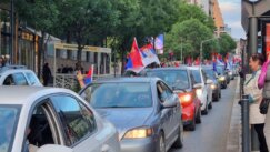 U Beogradu kolone vozila sa zastavama Srbije nakon glasanja za Rezoluciju o genocidu u Srebrenici (FOTO, VIDEO) 3