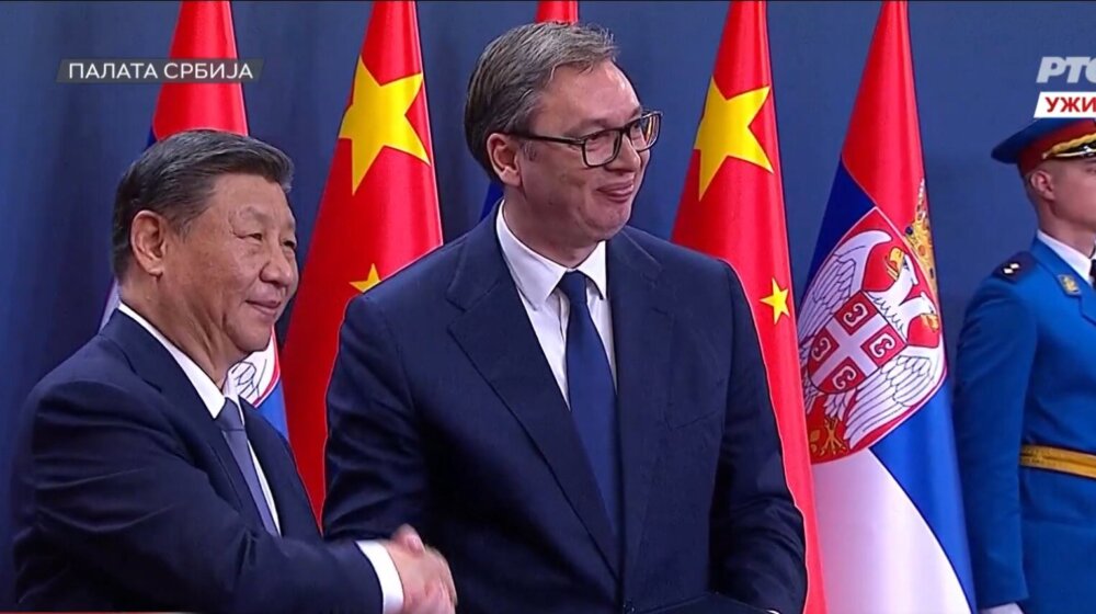 Vučić posle potpisivanja sporazuma sa Kinom: Izvozićemo govedinu, suve šljive i vina, razgovaramo o letećim automobilima 1