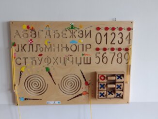 Komunikatori koji proizvode glas, robusne tastature i miševi, lopte koje zveče: Škola u Kragujevcu kao resursni centar inkluzivnog obrazovanja 7