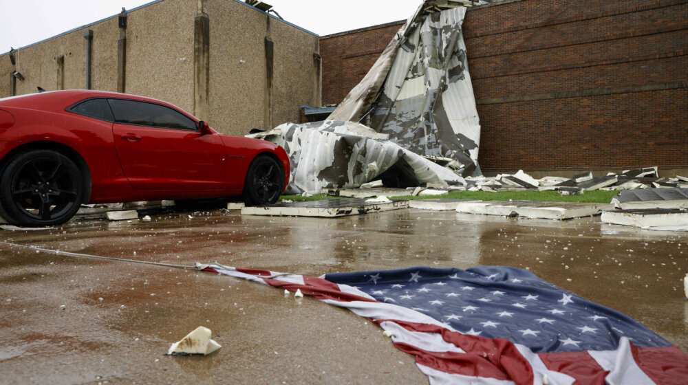 Teksas: Više od milion domaćinstava bez struje zbog velikih oluja 1