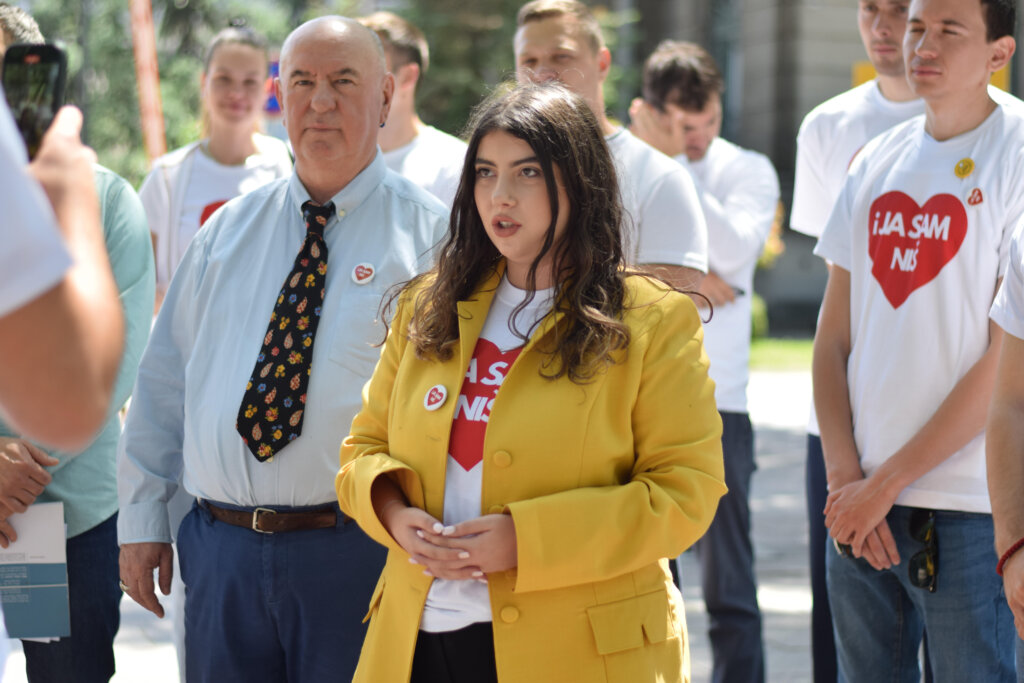 Predsednik niške Skupštine najavio da će besplatne udžbenike uvrstititi u dnevni red: Kreni-Promeni će ipak prikupljati potpise 3