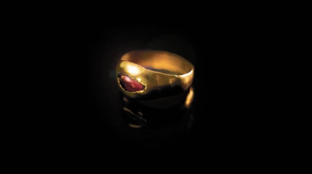 U Jerusalimu pronađen zlatan prsten star 2.300 godina 1
