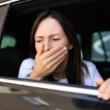 Mučnina i nelagoda tokom vožnje: IT gigant uvodi opcije koje smanjuju ove simptome 1