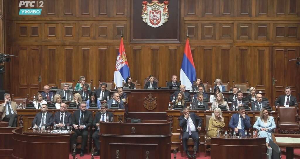 Upečatljiv govor Dragana Đilasa u Skupštini: Dodik i Dačić da uđu u vladu, barem znaju da pevaju 2