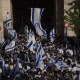 Jevrejski nacionalisti prodefilovali kroz palestinsko područje Jerusalima uzvikujući antiarapske parole 10