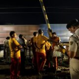 Sudar teretnog i putničkog voza u Indiji: Stradalo najmanje pet osoba 14
