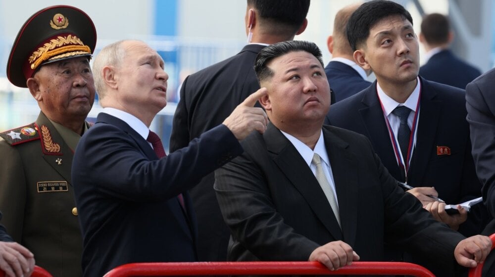 Pogledajte kako je Putin dočekan u Severnoj Koreji (VIDEO) 1