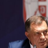 Dodik u Bratuncu: Jugoslavija je propala, jer nije priznala srpske žrtve 16