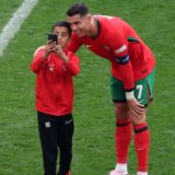 Selektor Portugala: Ronaldo je imao sreće što nije povređen posle ulazaka navijača na teren 6