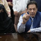 Zbog nezakonitog braka sedam godina zatvora bivšem premijeru Pakistana i njegovoj partnerki 6