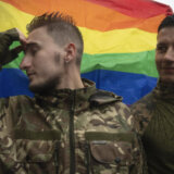Ukrajinski LGBTQ vojnici ponosno marširali u Kijevu, traže više prava 17