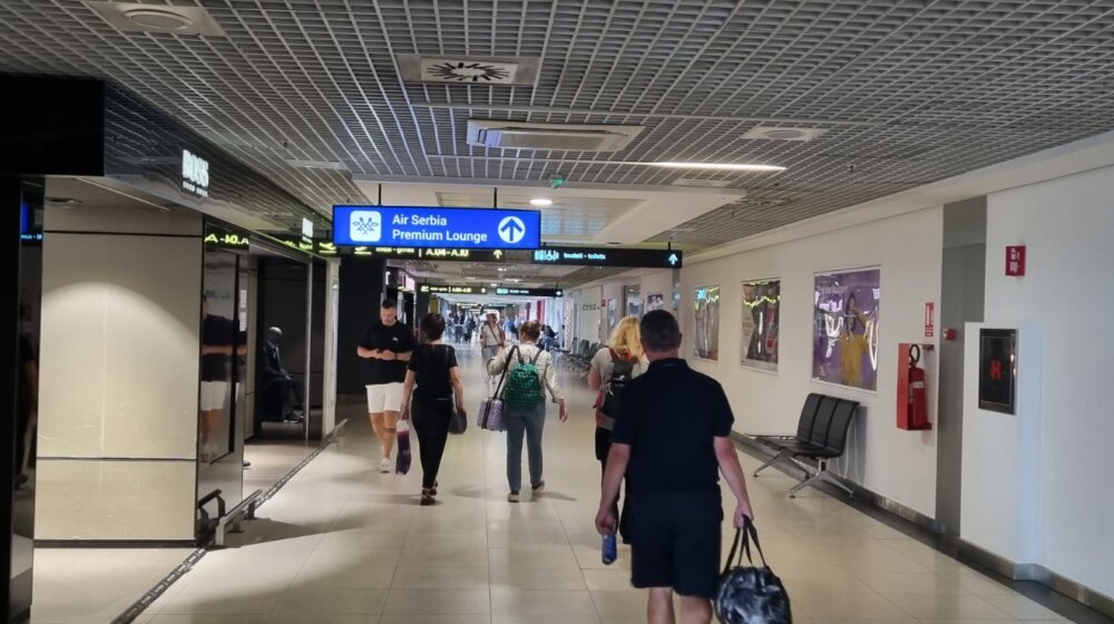 Aerodrom Beograd ulazi u letnju sezonu sa povećanim kapacitetima: Da li nas opet čekaju gužve? 10